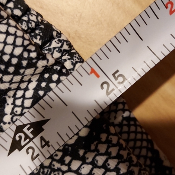 NWOT Women's Marc NY Andrew Marc Python Print Vest Size XL - Picture 9 of 12